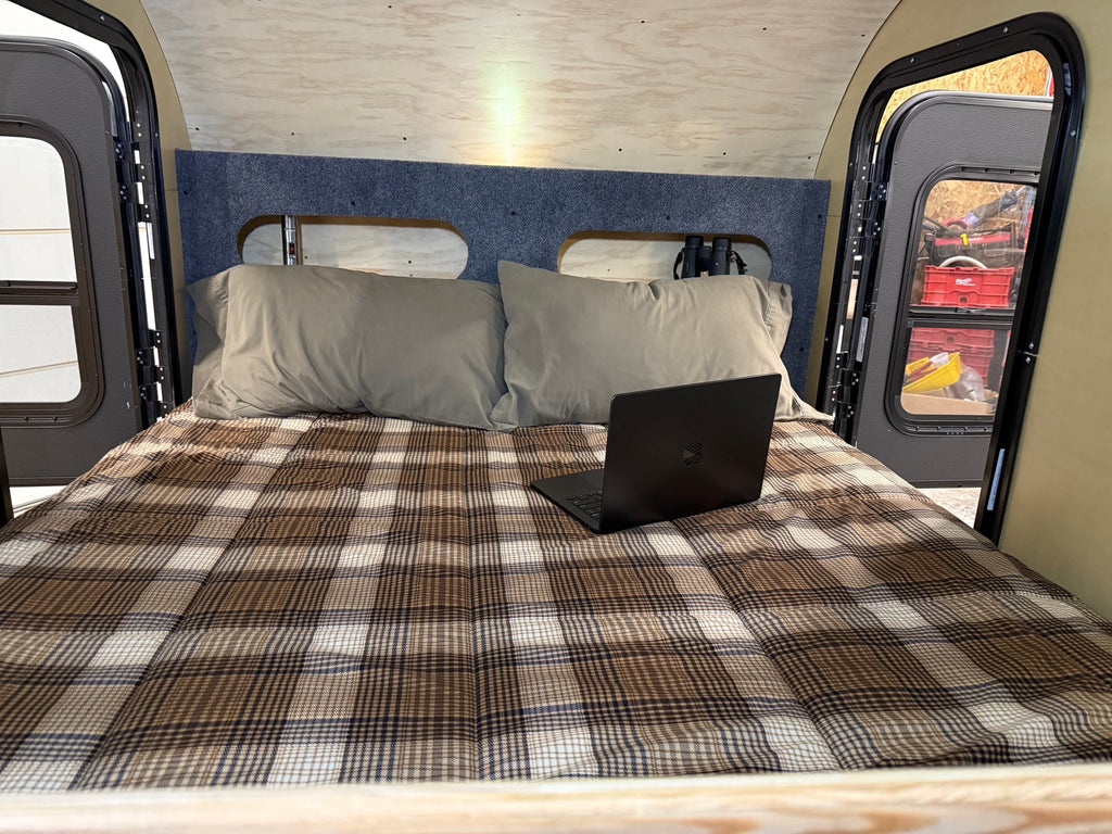 GLACIER TEAR DROP CAMPER TRAILER INTERIOR